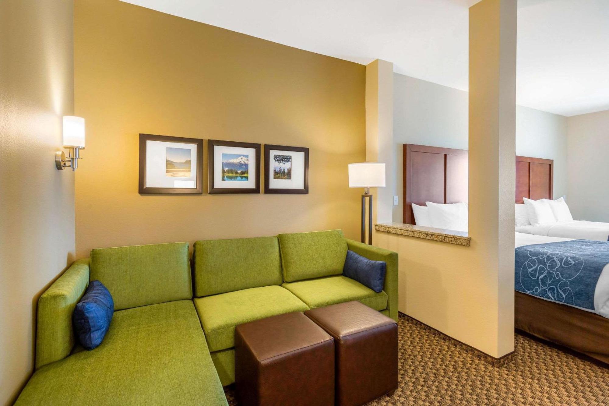 Comfort Suites Burlington Near I-5 Dış mekan fotoğraf